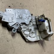 Замок двери задней правой для Nissan Primera P11
