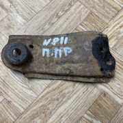 Кронштейн подрамника для Nissan Primera P11