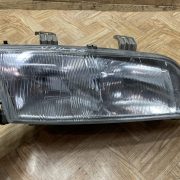 Фара правая для Nissan Primera P11