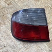 Фонарь задний левый для Nissan Primera P11