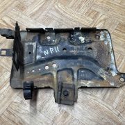 Полка аккумулятора для Nissan Primera P11
