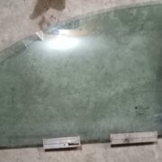 Стекло двери передней левой для Opel Omega B