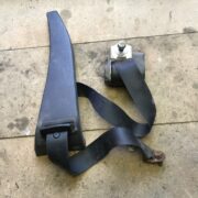 Ремень безопасности задний правый для Nissan Primera P11