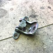 Петля двери задней правой для Nissan Primera P11