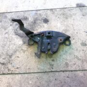 Замок капота для Nissan Primera P11