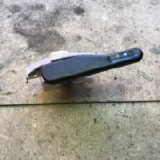 Ручка открытия лючка топливного бака для Nissan Primera P11