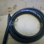 Уплотнитель двери задней правой для Nissan Primera P11