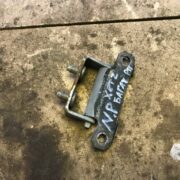 Петля крышки багажника для Nissan Primera P11