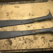 Обшивка стойки центральной левой для Ford Escort 5