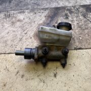 Цилиндр тормозной главный для Nissan Primera P10