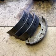 Тормозные колодки для Nissan Primera P10