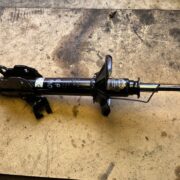 Амортизатор передний правый для Nissan Murano I