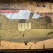 Стекло двери передней правой для Nissan Primera P10