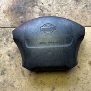 Подушка безопасности водителя для Nissan Primera P10