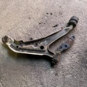 Рычаг передний правый для Nissan Primera P10