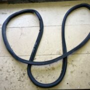 Уплотнитель двери задней левой для Opel Omega B