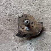 Ступица передняя левая для Opel Omega B