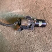 Моторчик передних стеклоочистителей (дворников) для Nissan Almera N15