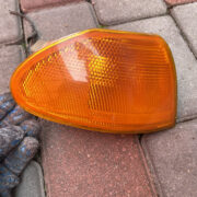 Поворотник правый для Opel Astra F