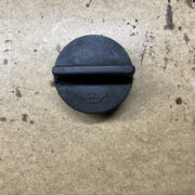 Пробка маслозаливная для Nissan Primera P11