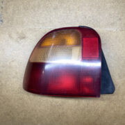 Фонарь задний левый для Rover 400 HH-R