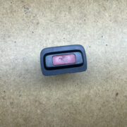 Кнопка аварийной сигнализации для Rover 400 HH-R