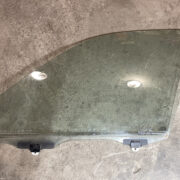 Стекло двери передней левой для Rover 400 HH-R