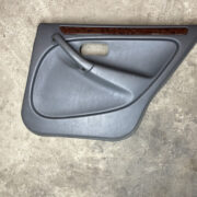 Обшивка двери задней правой (дверная карта) для Rover 400 HH-R