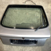 Стекло заднее для Rover 400 HH-R