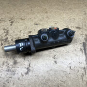 Цилиндр тормозной главный для Renault Laguna I