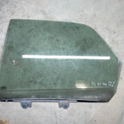 Стекло двери задней левой для Renault Laguna I