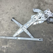 Стеклоподъемник электрический передний левый для Renault Laguna I