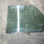 Стекло двери задней правой для Renault Laguna I