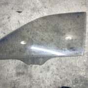 Стекло двери передней левой для Mazda Xedos 6 I