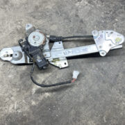 Стеклоподъемник электрический задний правый для Mazda Xedos 6 I