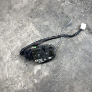 Замок двери передней правой для Mazda Xedos 6 I