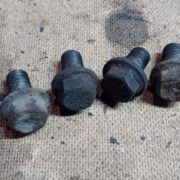 Болт суппорта для Rover 400 HH-R