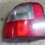 Фонарь задний левый для Rover 400 HH-R