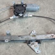 Стеклоподъемник электрический передний правый для Nissan Primera P11