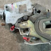 Замок двери задней левой для Nissan Primera P11