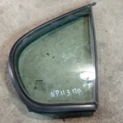 Стекло двери задней правой для Nissan Primera P11