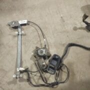 Моторчик стеклоподъемника задний левый для Nissan Primera P10