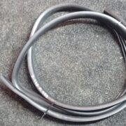 Уплотнитель двери передней левой для Rover 200 R3