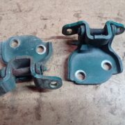 Петля двери передней правой для Rover 200 R3