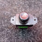 Кнопка аварийной сигнализации для Mitsubishi Lancer 6