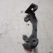 Скоба суппорта переднего для Ford Sierra I Рестайлинг