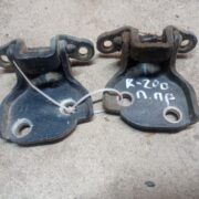 Петля двери передней правой для Rover 200 R3