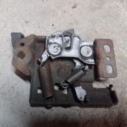 Замок капота для Rover 200 R3