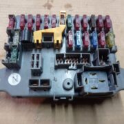Блок предохранителей для Rover 200 R3