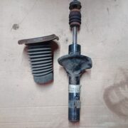 Амортизатор передний правый для Rover 200 R3